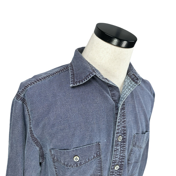 The Territory Ahead Shirt Men’s Medium Tall MT Blue Chambray Denim Button-Up - Picture 2 of 9
